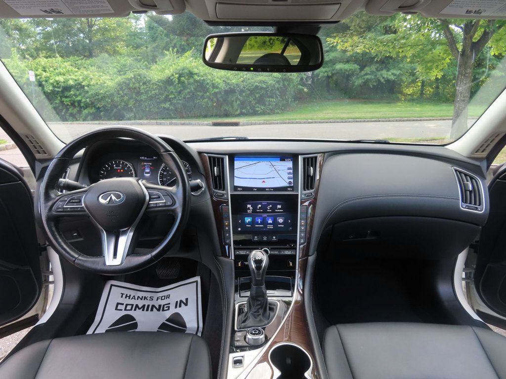 2018 Infiniti Q50 3.0t LUXE AWD photo 6