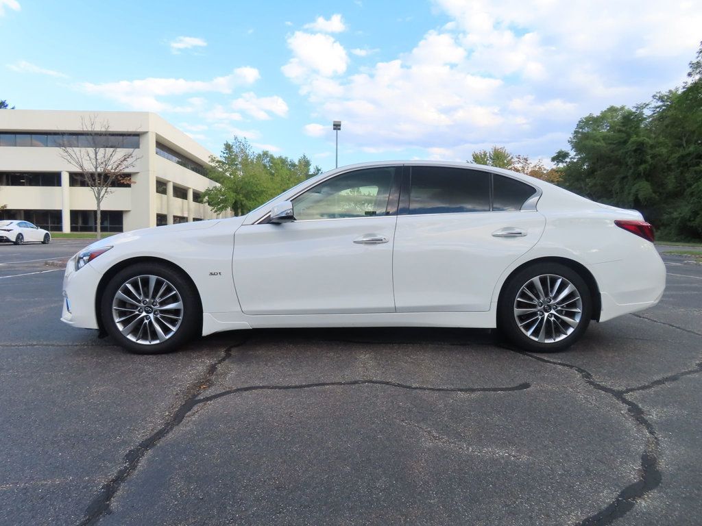 2018 Infiniti Q50 3.0t LUXE AWD photo 7