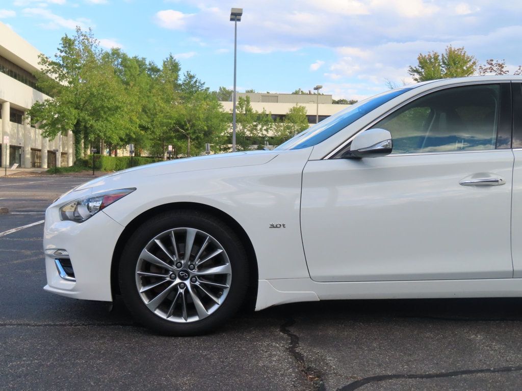 2018 Infiniti Q50 3.0t LUXE AWD photo 8
