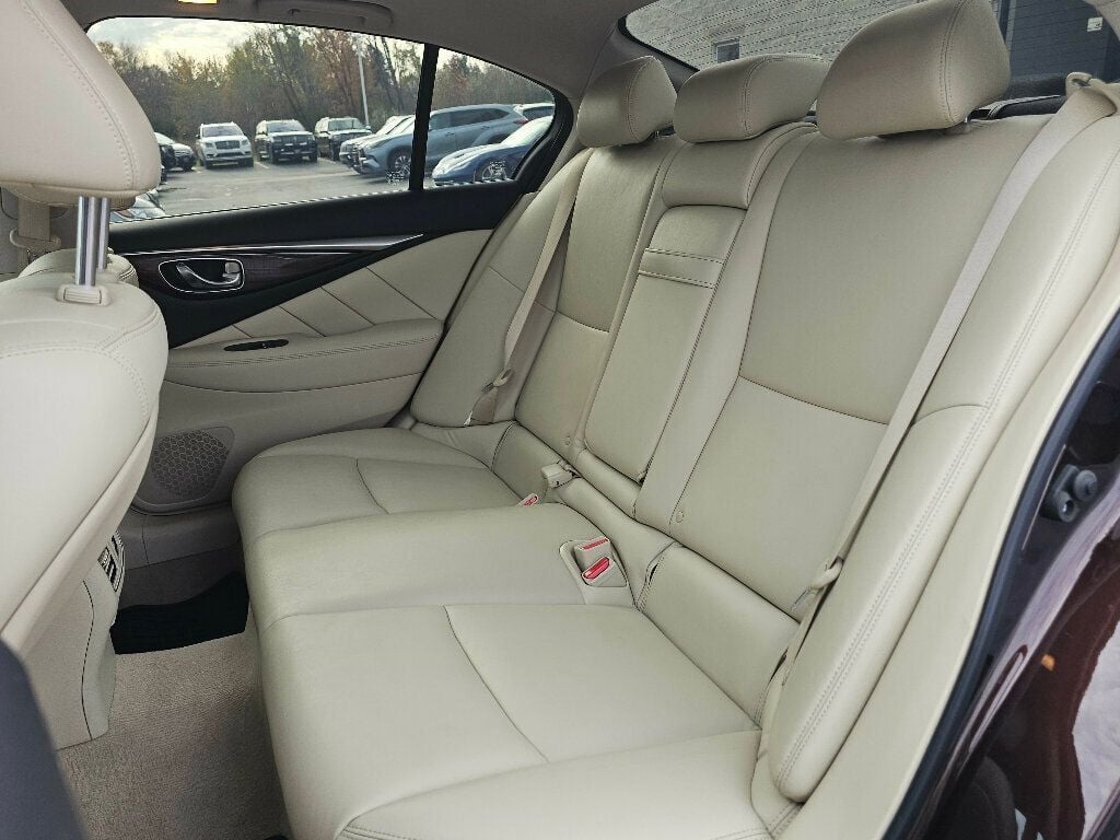 2018 INFINITI Q50 3.0t LUXE AWD - 22934212 - 17