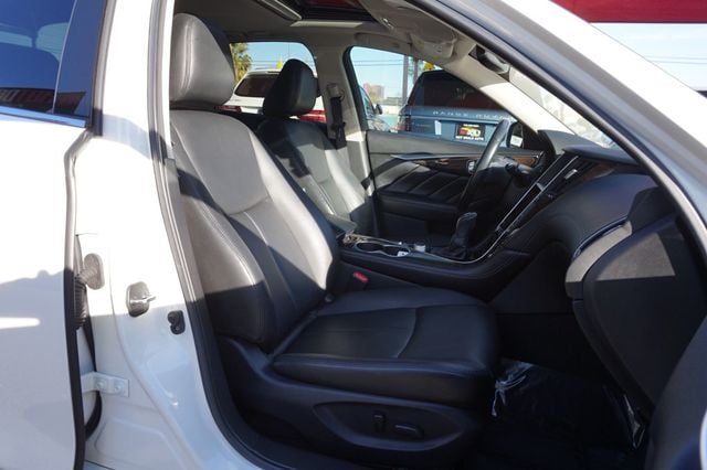 2018 INFINITI Q50 3.0T LUXE, PREMIUM WHEELS, MOON ROOF, LEATHER SEATS, BACKUP CAM - 22971455 - 19