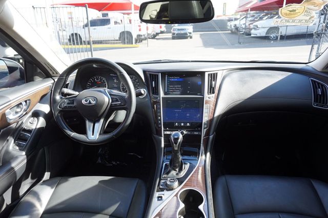 2018 INFINITI Q50 3.0T LUXE, PREMIUM WHEELS, MOON ROOF, LEATHER SEATS, BACKUP CAM - 23018467 - 38