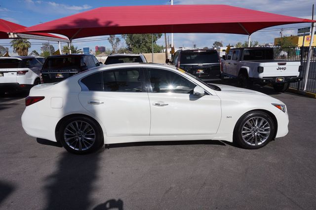 2018 INFINITI Q50 3.0T LUXE, PREMIUM WHEELS, MOON ROOF, LEATHER SEATS, BACKUP CAM - 23018467 - 4