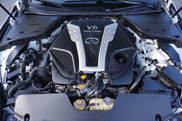 2018 INFINITI Q50 3.0T LUXE, PREMIUM WHEELS, MOON ROOF, LEATHER SEATS, BACKUP CAM - 23018467 - 8