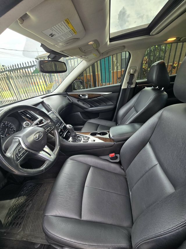 2018 INFINITI Q50 3.0t LUXE RWD - 23098513 - 20