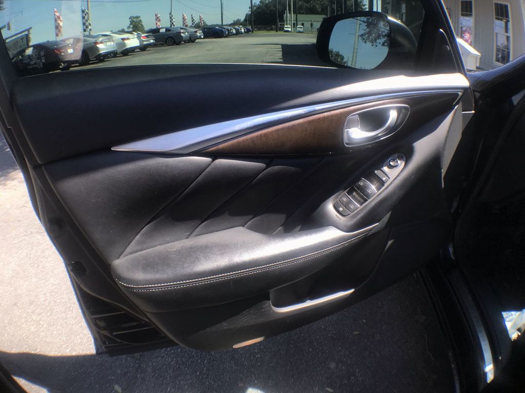 2018 Infiniti Q50 3.0t LUXE photo 11