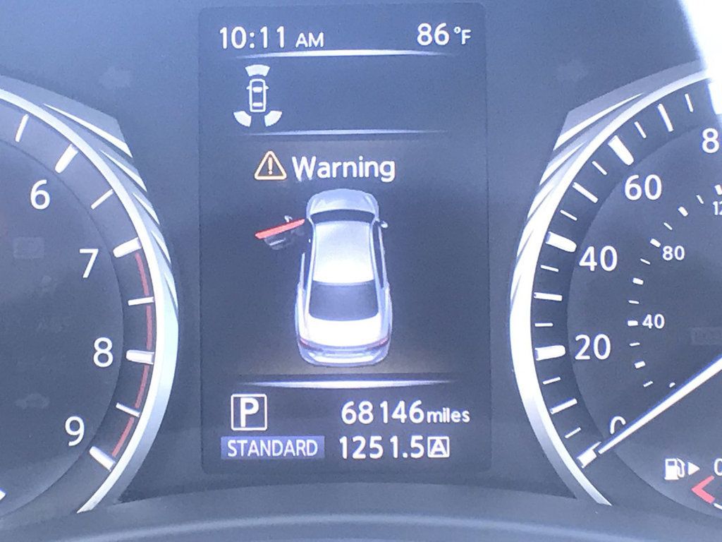 2018 Infiniti Q50 3.0t LUXE photo 15