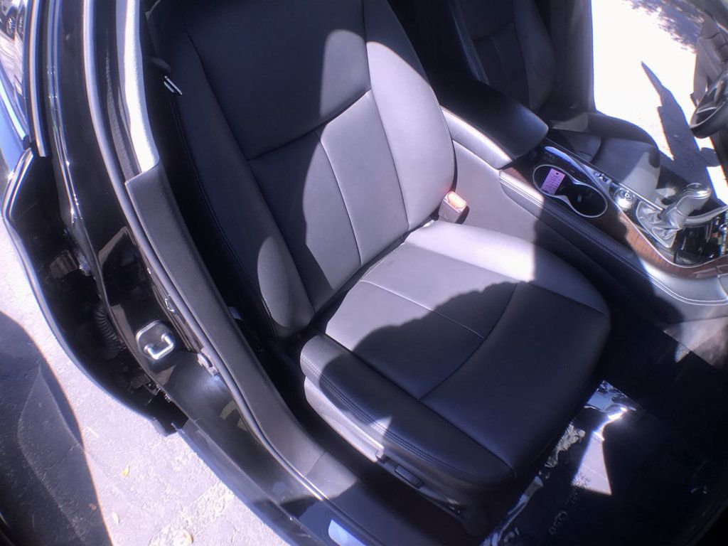 2018 Infiniti Q50 3.0t LUXE photo 21