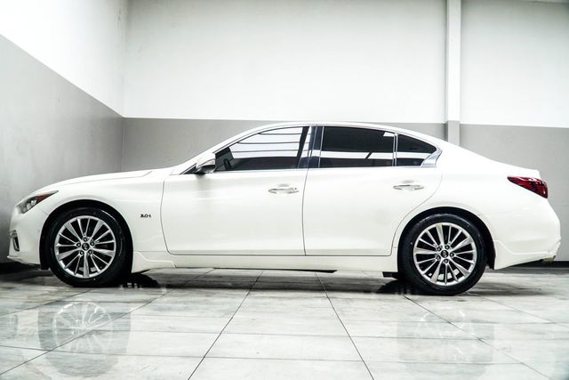 2018 INFINITI Q50 3.0t LUXE RWD - 23039554 - 9