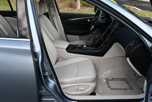 2018 INFINITI Q50 3.0t LUXE RWD Sedan W/Essential, Sensory & Proactive Packages - 23044010 - 43