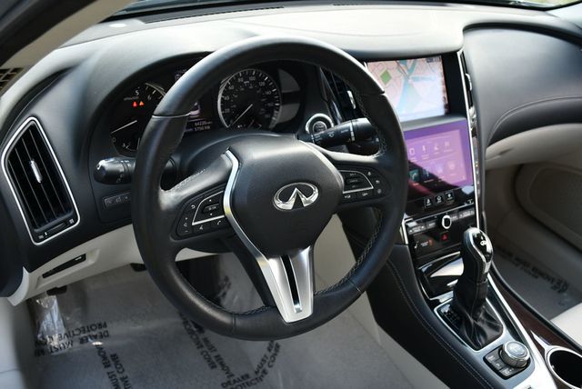2018 INFINITI Q50 3.0t LUXE RWD Sedan W/Essential, Sensory & Proactive Packages - 23044010 - 45