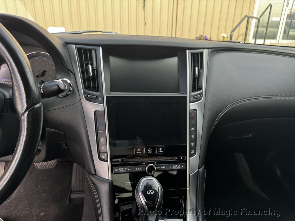 2018 INFINITI Q60 3.0t LUXE AWD - 22940864 - 5