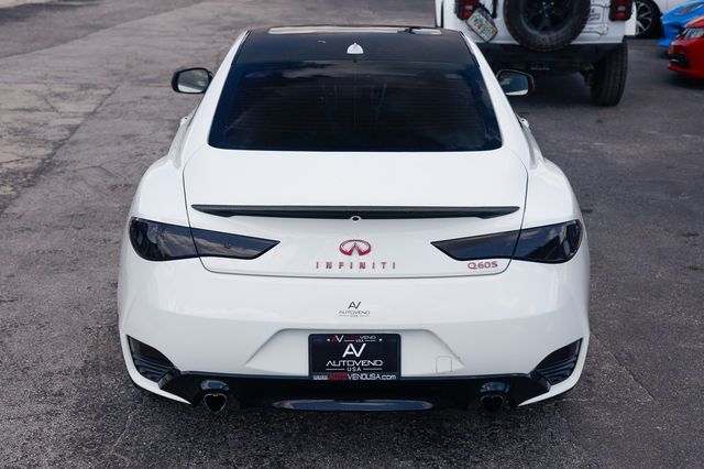 2018 INFINITI Q60 3.0t LUXE AWD - 23042722 - 11