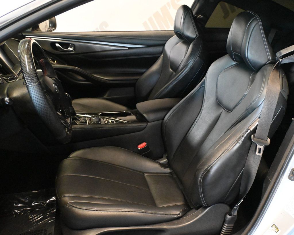 Infiniti Q60 photo 13