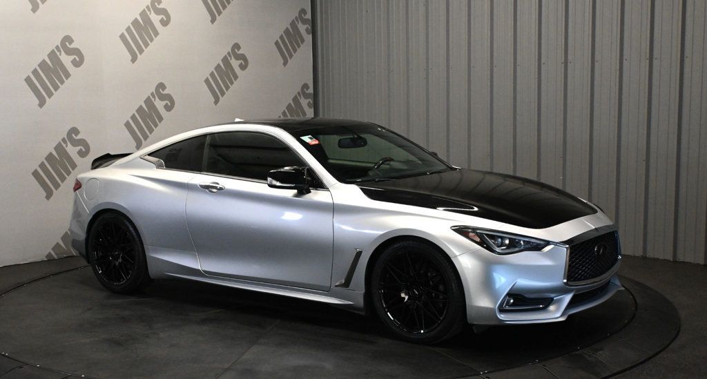 Infiniti Q60 photo 3
