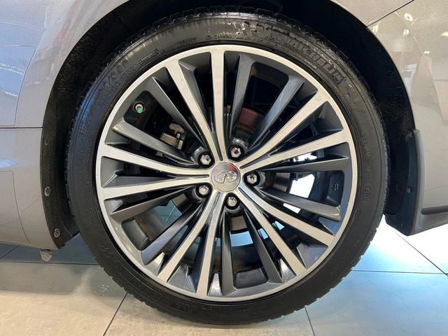 2018 INFINITI Q60 3.0t LUXE RWD - 22894392 - 37