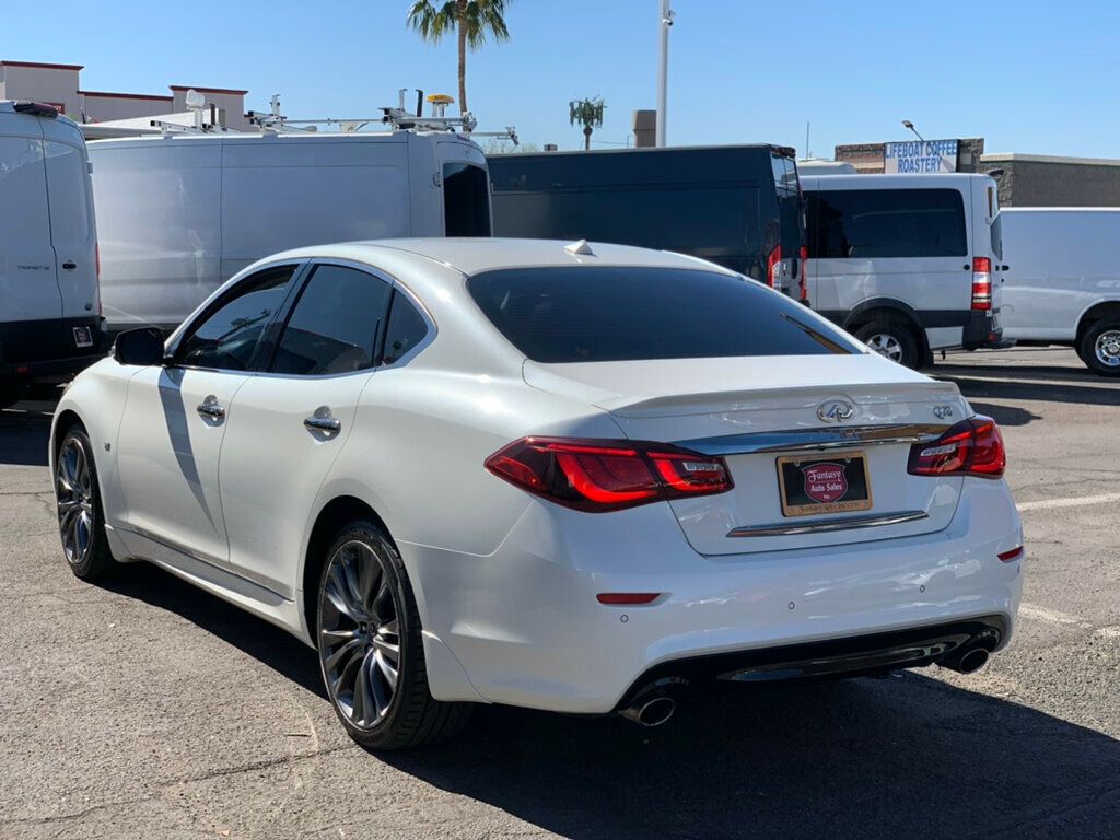 2018 INFINITI Q70 3.7 LUXE RWD - 22982887 - 10