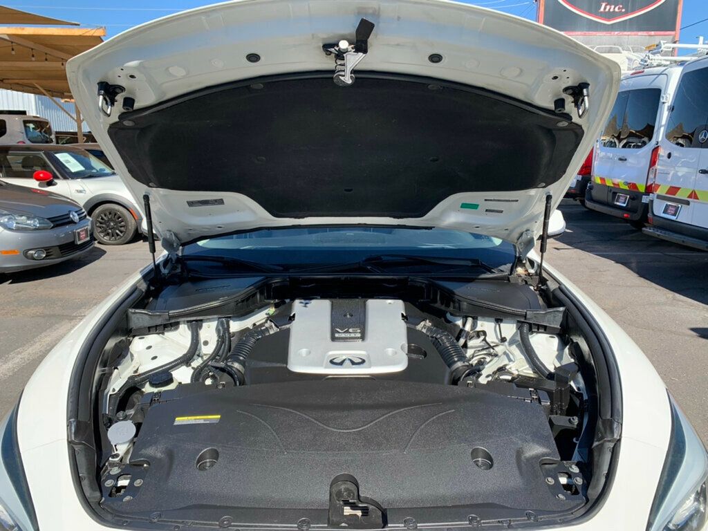 2018 INFINITI Q70 3.7 LUXE RWD - 22982887 - 34