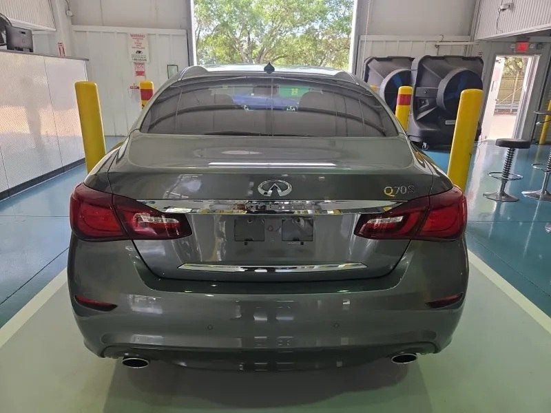 2018 INFINITI Q70 3.7 LUXE RWD - 23015221 - 3