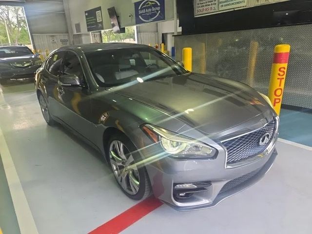2018 INFINITI Q70 3.7 LUXE RWD - 23015221 - 4