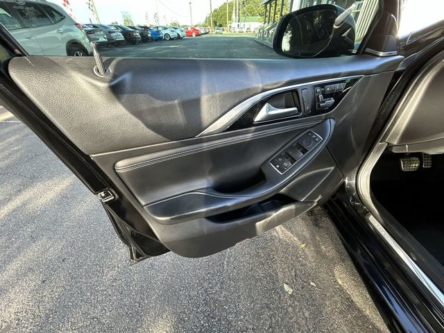 2018 INFINITI QX30 FWD - 22959802 - 11