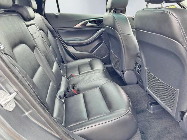 2018 INFINITI QX30 Luxury AWD - 23028407 - 22