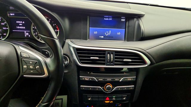 2018 INFINITI QX30 Premium AWD w/ Panoramic Sunroof & INFINITI InTouch Apps - 22996190 - 16