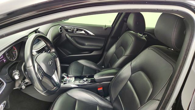 2018 INFINITI QX30 Premium AWD w/ Panoramic Sunroof & INFINITI InTouch Apps - 22996190 - 18