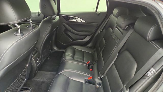 2018 INFINITI QX30 Premium AWD w/ Panoramic Sunroof & INFINITI InTouch Apps - 22996190 - 19