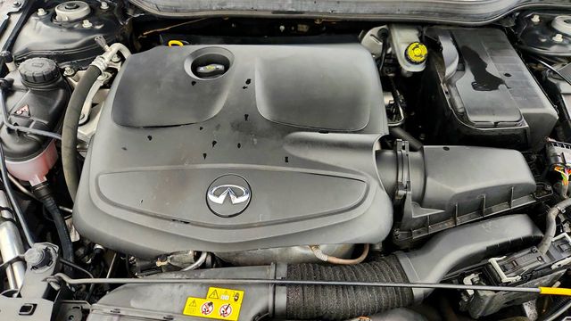 2018 INFINITI QX30 Premium AWD w/ Panoramic Sunroof & INFINITI InTouch Apps - 22996190 - 25