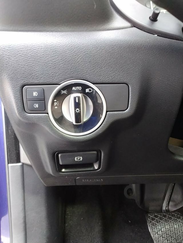 2018 INFINITI QX30 Premium FWD - 22996845 - 9