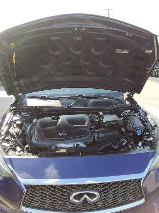 2018 INFINITI QX30 Premium FWD - 22996845 - 18