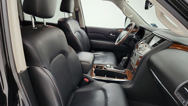 2018 INFINITI QX80 AWD w/ Driver Assistance Package and 22'' Forged Aluminum Wheels - 22946748 - 26