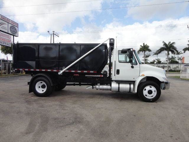 2018 International 4300 14FT SWITCH-N-GO..ROLLOFF TRUCK SYSTEM WITH CONTAINER.. - 21808066 - 11