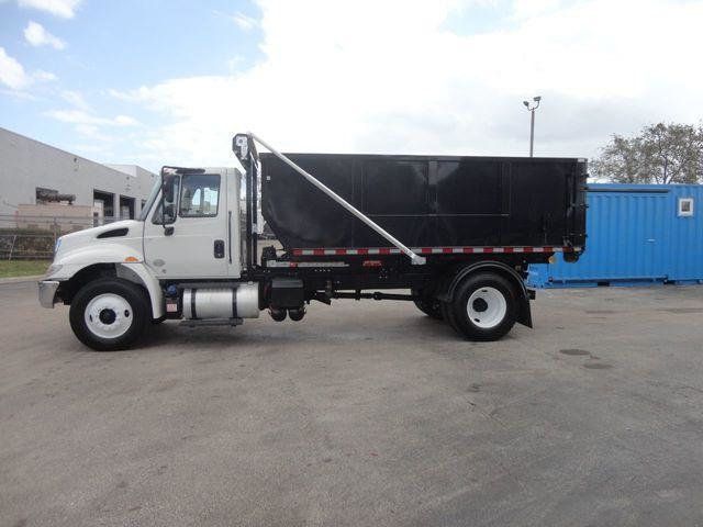 2018 International 4300 14FT SWITCH-N-GO..ROLLOFF TRUCK SYSTEM WITH CONTAINER.. - 21808066 - 4