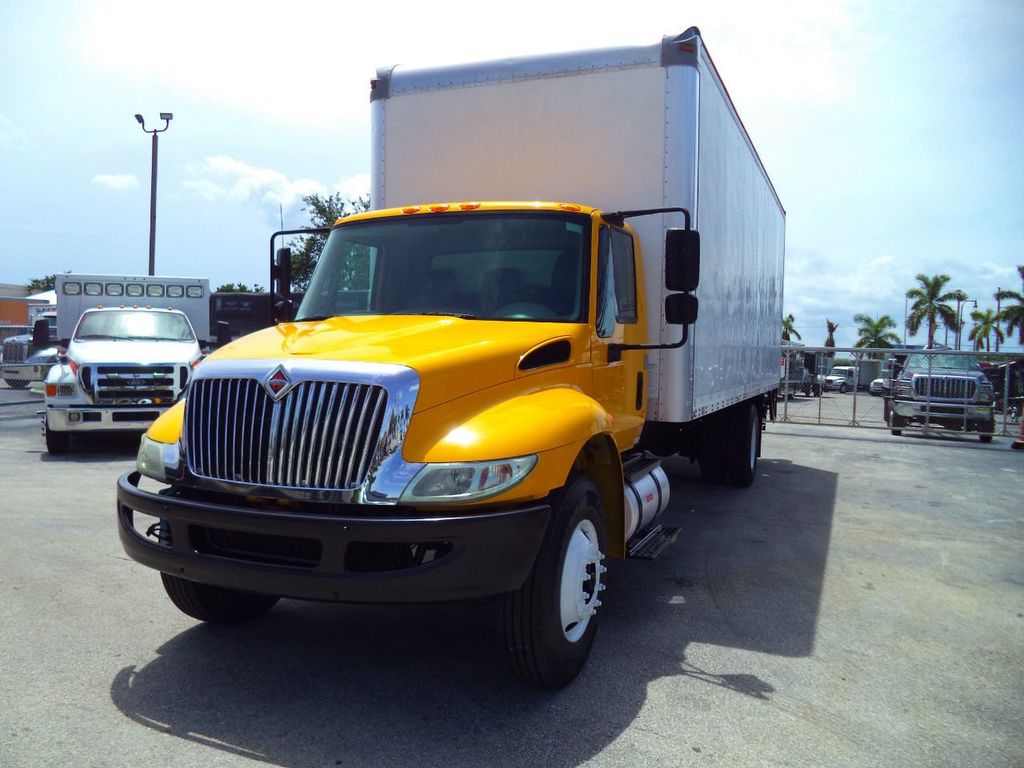 2018 International 4300 26FT x96x102 DRY BOX TRUCK. CARGO TRUCK. 6.7L CUMMINS. - 22071205 - 4