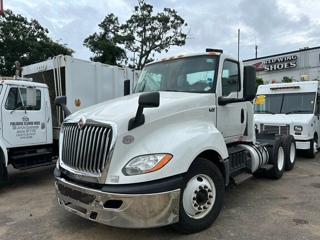 2018 International LT 625 TANDEM AXLE TRACTOR MULTIPLE USES READY FOR WORK - 22604283 - 1