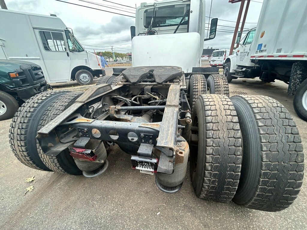 2018 International LT 625 TANDEM AXLE TRACTOR MULTIPLE USES READY FOR WORK - 22604283 - 21