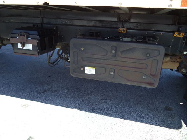 2018 Isuzu FTR 24ft Dry Freight Box Truck Moving Truck With Liftgate - 22975922 - 21