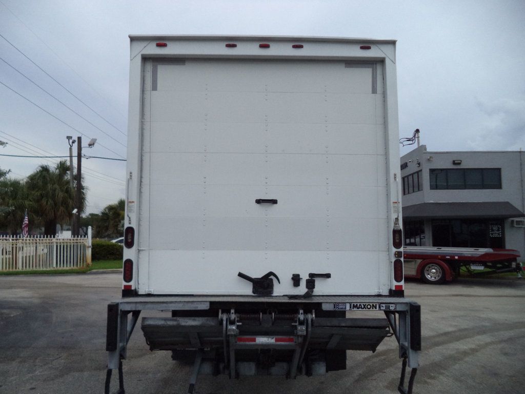 2018 Isuzu FTR 24ft Dry Freight Box Truck Moving Truck With Liftgate - 23063572 - 9