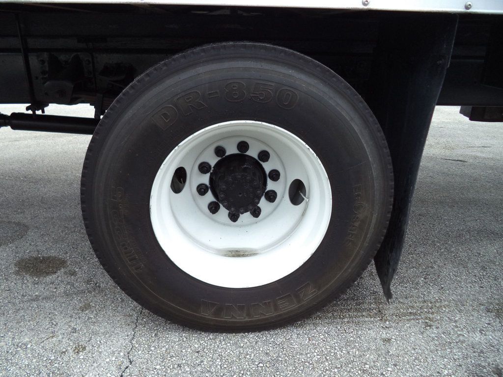 2018 Isuzu FTR 24ft Dry Freight Box Truck Moving Truck With Liftgate - 23063572 - 15