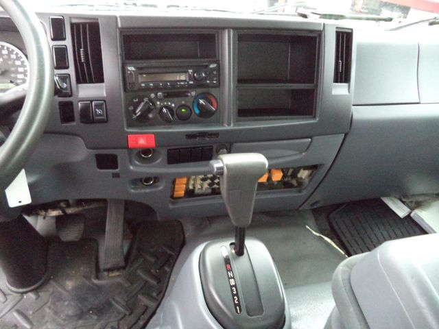 2018 Isuzu FTR 24ft Dry Freight Box Truck Moving Truck With Liftgate - 23063572 - 35