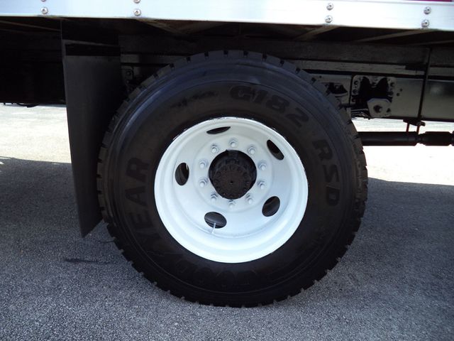 2018 Isuzu FTR 26ft Dry Freight Box Truck Moving Truck With Liftgate - 22959514 - 18