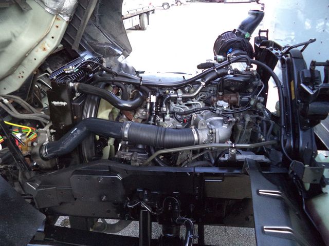 2018 Isuzu FTR 26ft Dry Freight Box Truck Moving Truck With Liftgate - 22959514 - 33