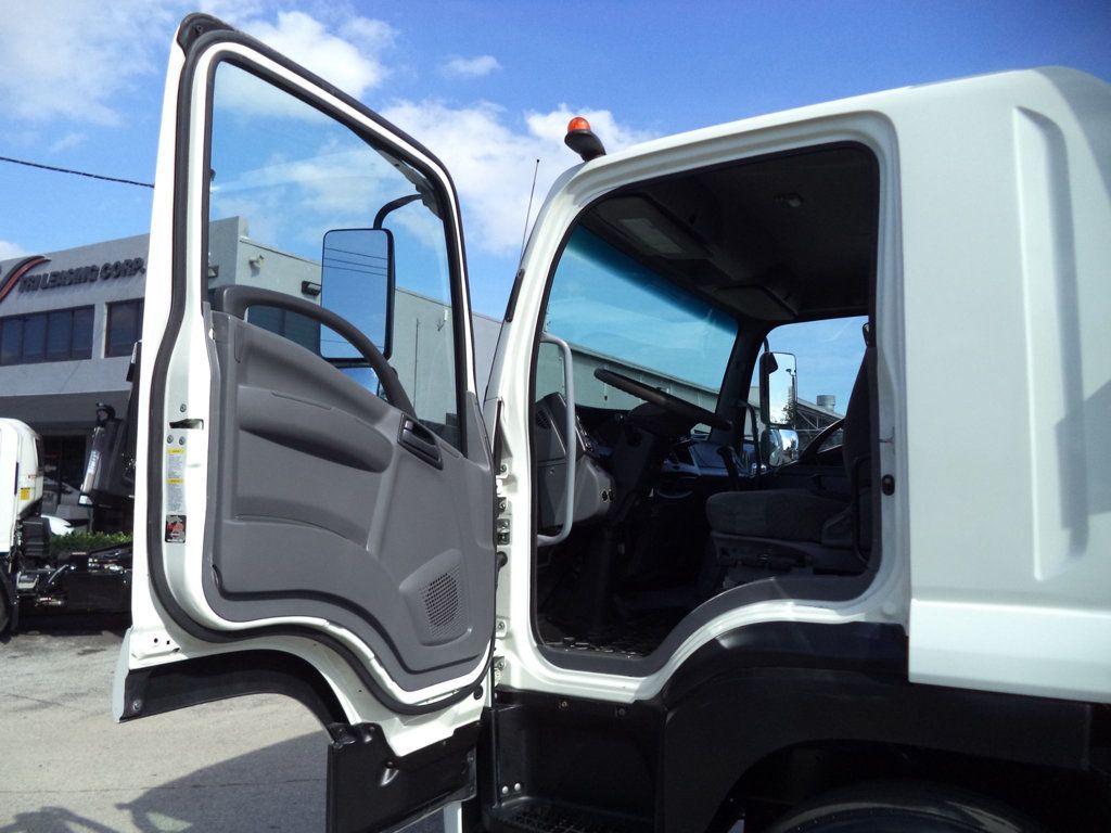 2018 Isuzu FTR 26ft Dry Freight Box Truck Moving Truck With Liftgate - 22959514 - 36