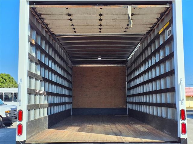 2018 Isuzu NPR 24' Box Truck - 22946781 - 16