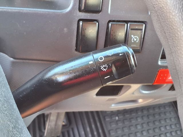 2018 Isuzu NPR 24' Box Truck - 22946781 - 26