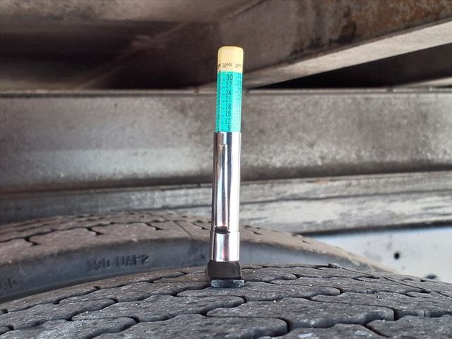 2018 Isuzu NPR 24' Box Truck - 22946781 - 34