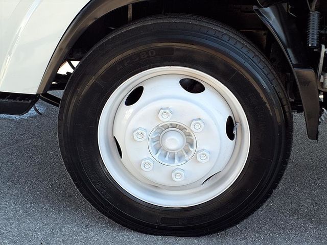 2018 Isuzu NPR 24' Box Truck - 22946781 - 39