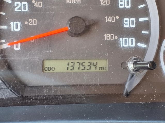 2018 Isuzu NPR 24' Box Truck - 22987769 - 29